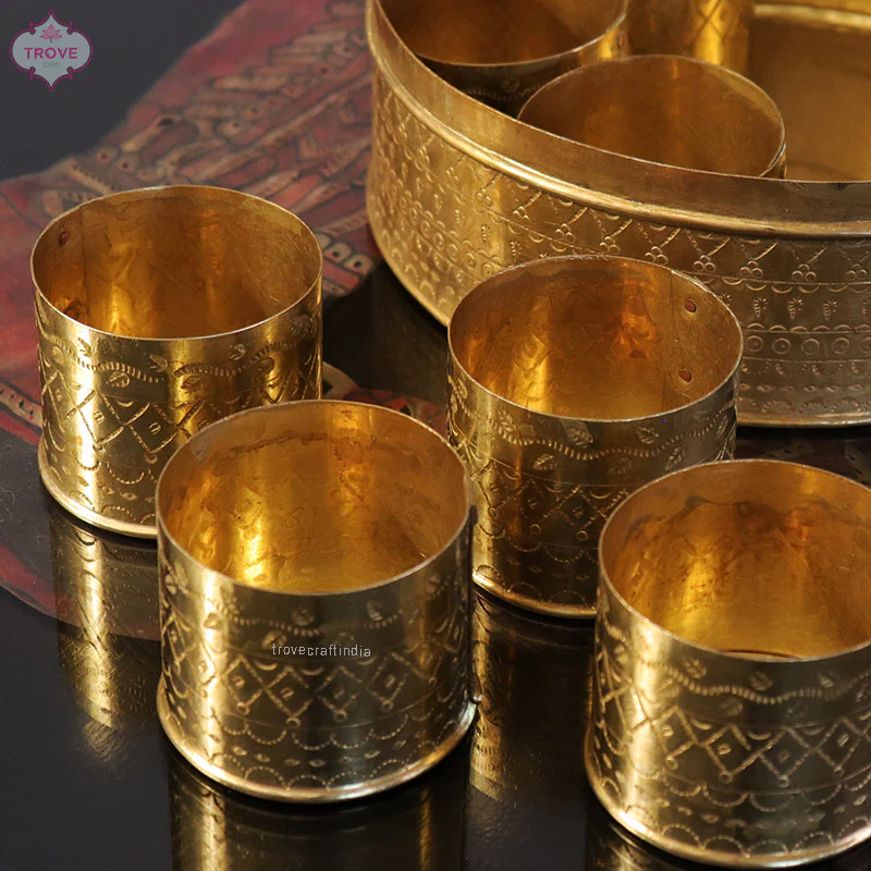 7.5" Hand-etched Traditional Brass Masala Box / Spice Box - Image 4