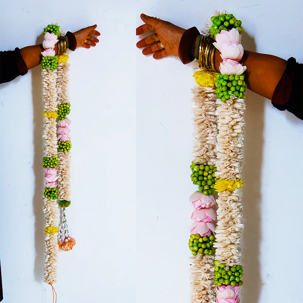 Re-usable Handmade Shola Lotus & Jasmine Floral String / Garland - Image 3