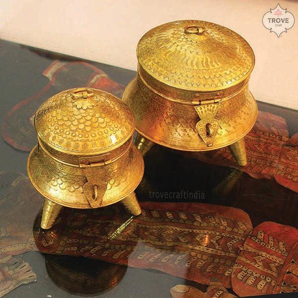 Traditional Hand-etched Brass Storage Box - Image 3