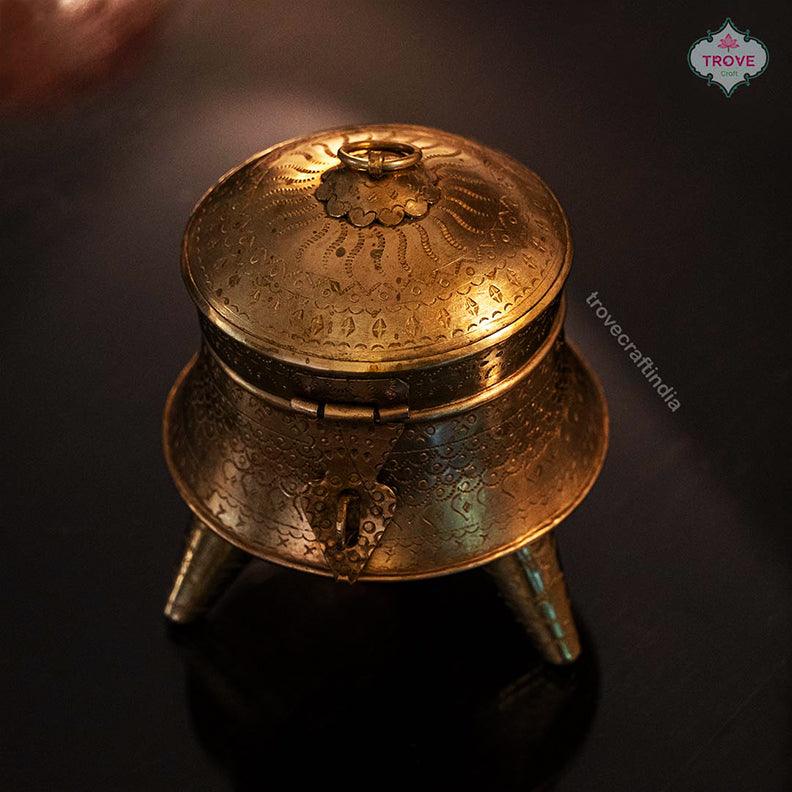 Traditional Hand-etched Brass Storage Box - Image 4